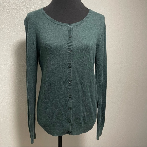 Old Navy Women’s Green Crew Neck Classic Knit Button Up Cardigan SMALL - Picture 1 of 5